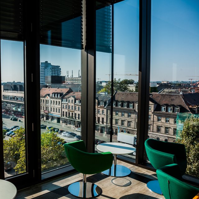 ausblick aus bücherei auf fürth 